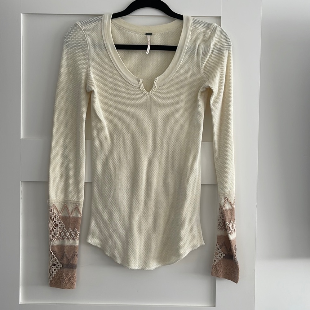 Cream long sleeve free people sweater